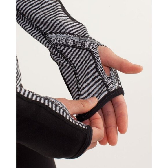 Lululemon Run U-Turn Mini Check Pique Black White Reversible Zip Pullover - Picture 10 of 15